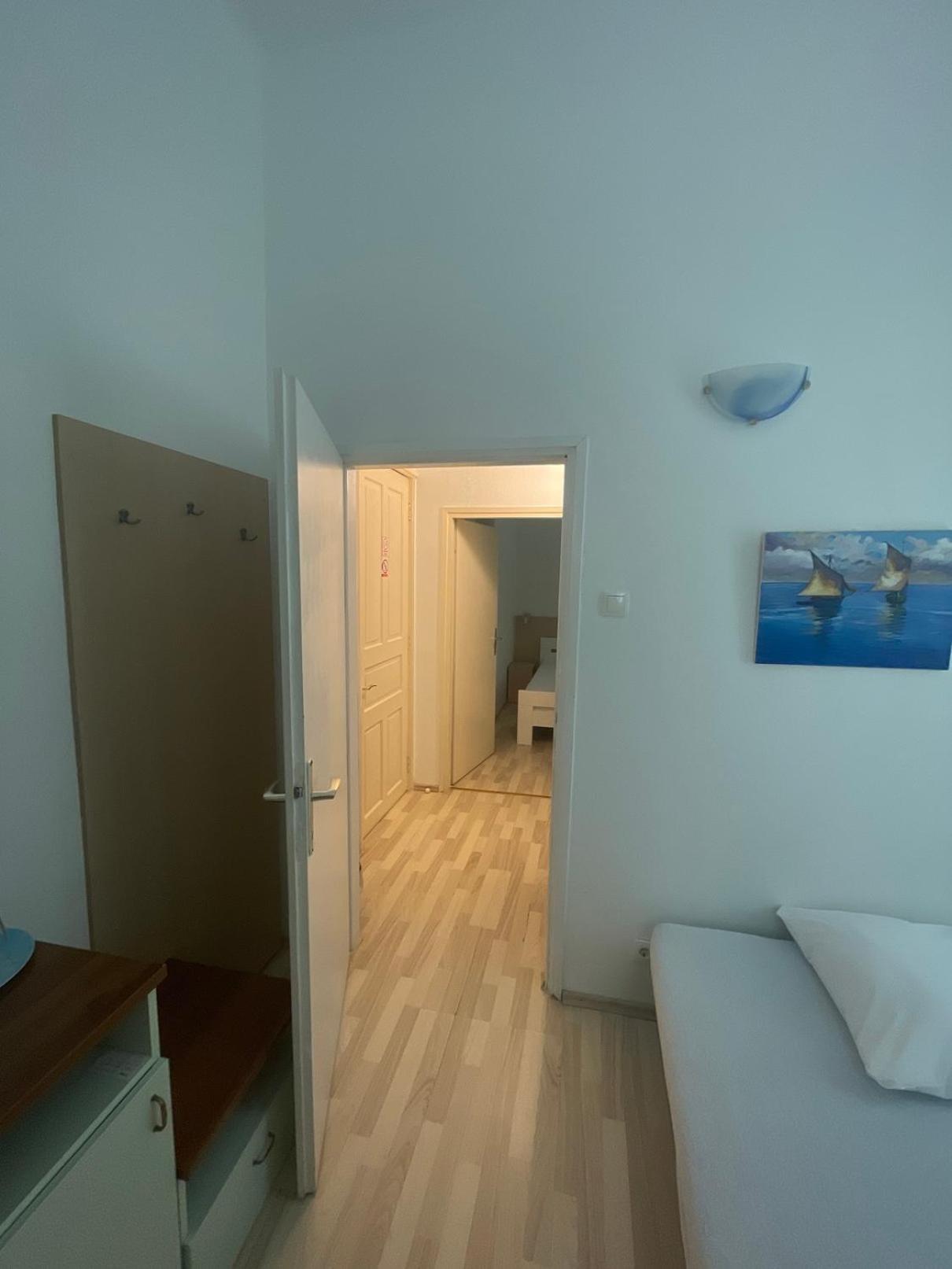 Bed&Breakfast Villa Eva Omisalj Bilik gambar