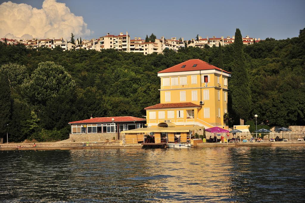 Bed&Breakfast Villa Eva Omisalj Luaran gambar